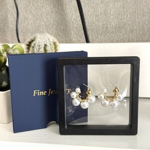 Pearl Earring For Women Golden Lightweight Imitation Pear Earring	 Pearl Earring